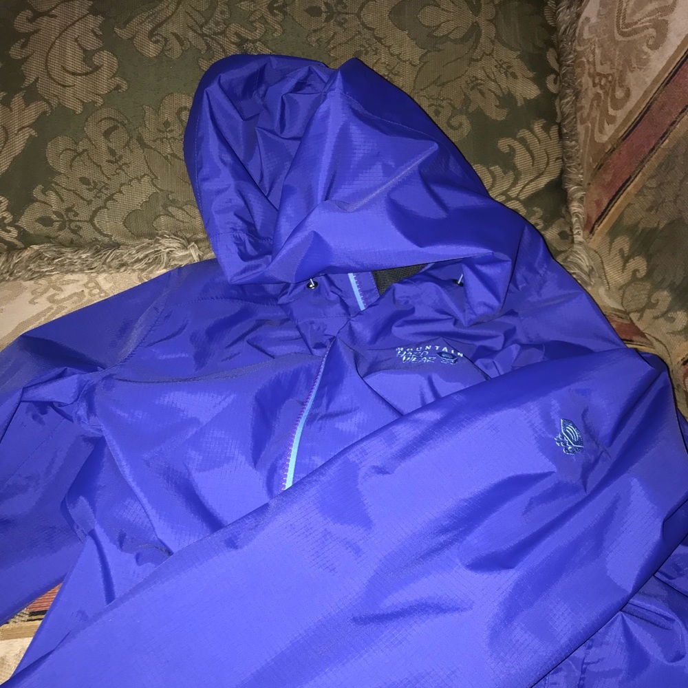 Women’s Large Mountain Hardwear Rain Jacket
